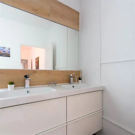 Zythogite 9 Personnes, Jardin, Bbq Appartement Tintigny