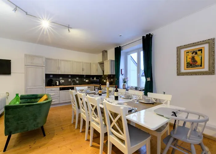 Zythogite 9 Personnes, Jardin, Bbq